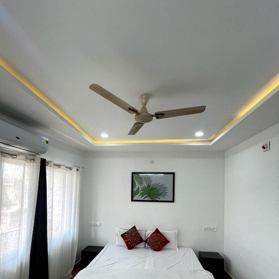 Hotel Lake Star อุเดเปอร์ ภายนอก รูปภาพ